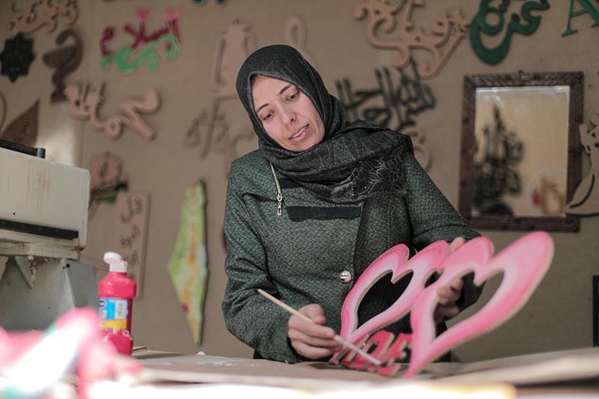 supports palestine against apartheid